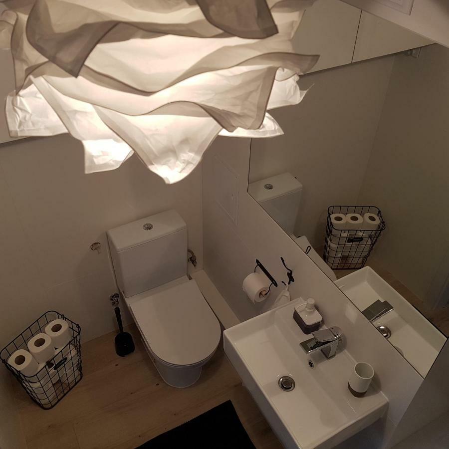 Black Rose Apartament Targi 3 Km, F-Ry Vat Κίελτσε Εξωτερικό φωτογραφία