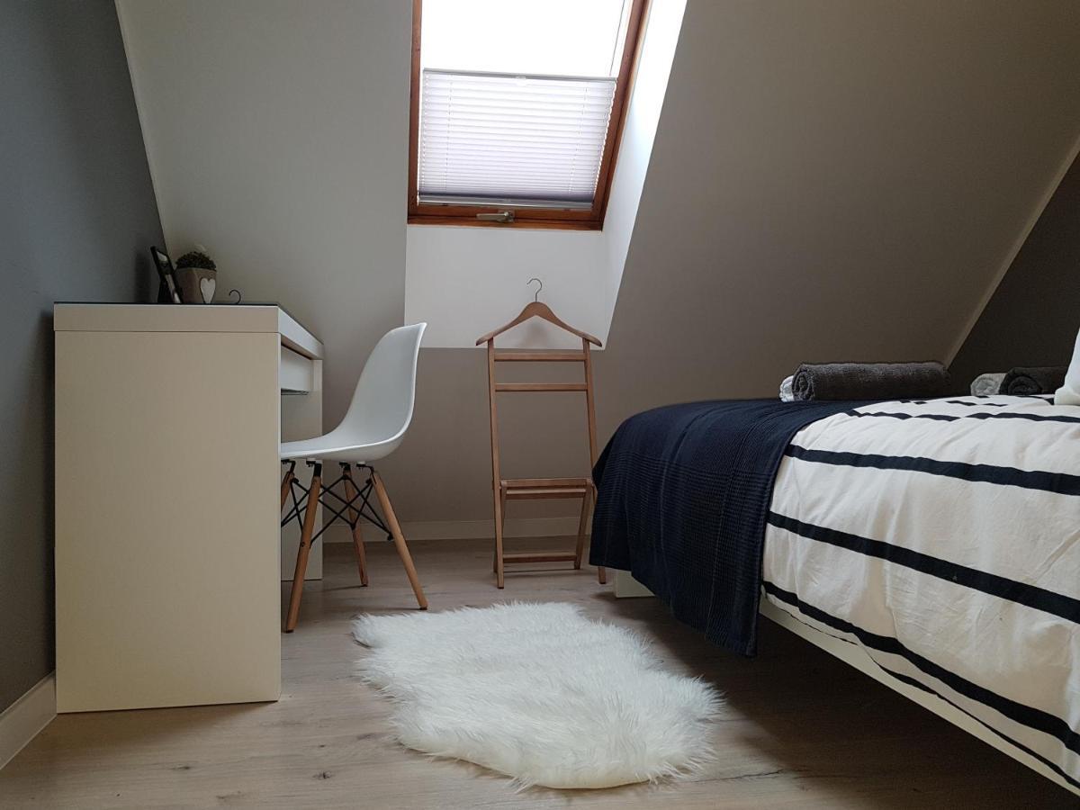 Black Rose Apartament Targi 3 Km, F-Ry Vat Κίελτσε Δωμάτιο φωτογραφία